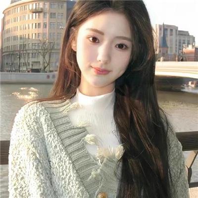 秋丰满月时